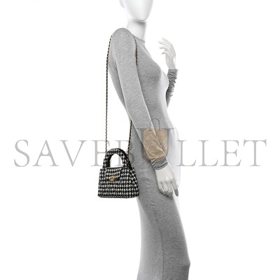 CHANEL TWEED HOUNDSTOOTH QUILTED NANO KELLY SHOPPER BLACK WHITE AS4416 (19*13*7cm)